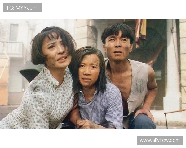 《上海一家人》:一曲时代的温情颂歌,映照万家灯火的奋斗与传承